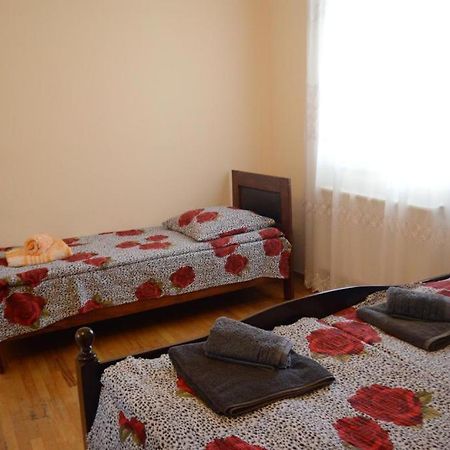 Alex'S Cosy Guesthouse 第比利斯 外观 照片