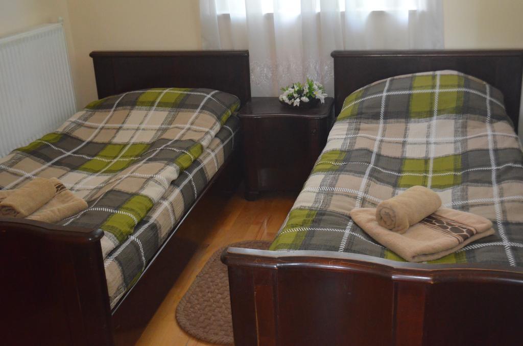 Alex'S Cosy Guesthouse 第比利斯 客房 照片
