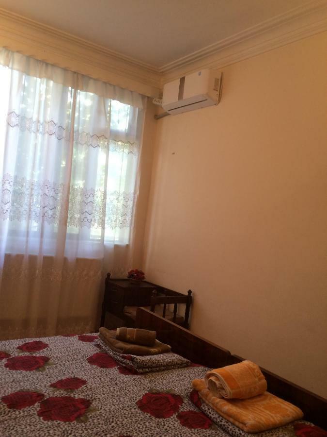 Alex'S Cosy Guesthouse 第比利斯 外观 照片