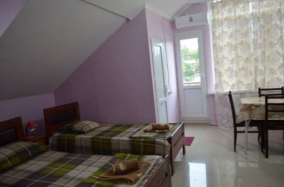 Alex'S Cosy Guesthouse 第比利斯 外观 照片